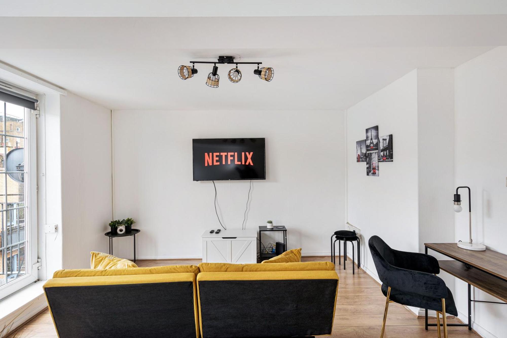 Sleek Shoreditch Hideout - 2 Bed Gem With Balcony In Central Londres Exterior foto